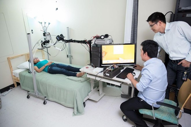 Giáo sư 8X Việt nhận 9 bằng sáng chế của Mỹ