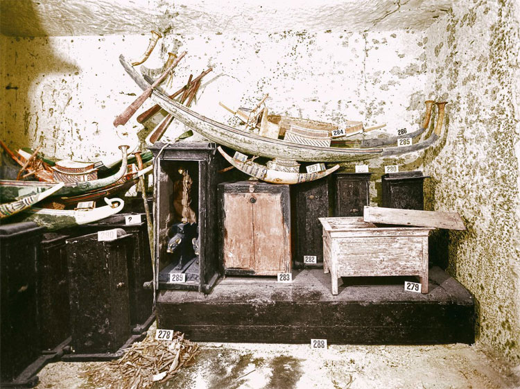 Ảnh màu cực hiếm ghi lại quá trình khám phá lăng mộ Tutankhamun
