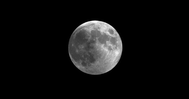 Việt Nam sắp đón nguyệt thực nửa tối vào ngày 11/2