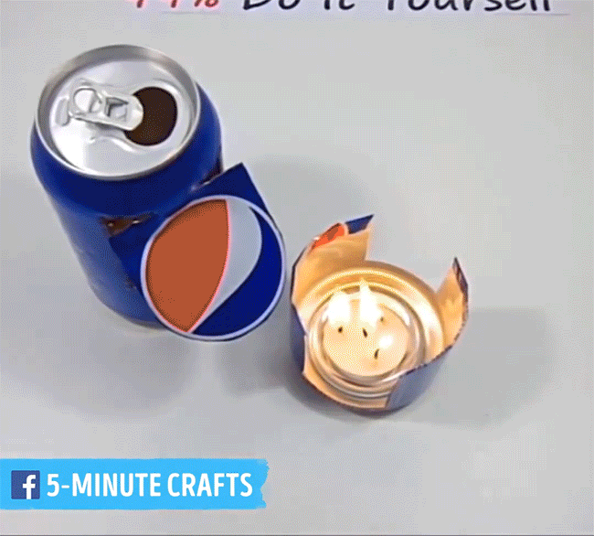 Thắp nến đặt vào chiếc lon thứ 2