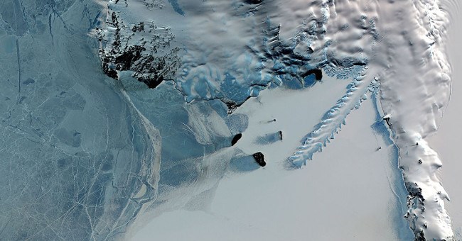 NASA tìm kiếm cổng vào thế giới khác và dấu vết người ngoài hành tinh ở Nam Cực