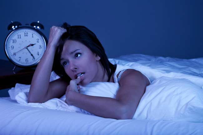 Đây là lý do vì sao một nửa não bộ vẫn thức khi bạn ngủ xa nhà