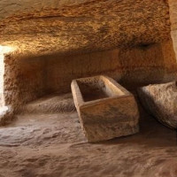 Bí ẩn cá sấu không đầu trong khu mộ cổ 3.400 năm tuổi