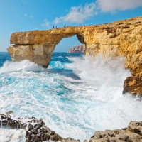 Cổng vòm đá Azure Window ở Malta đổ sụp xuống biển