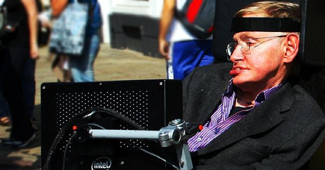 Stephen Hawking đưa ra giải pháp ngăn chặn trí tuệ nhân tạo thống trị con người