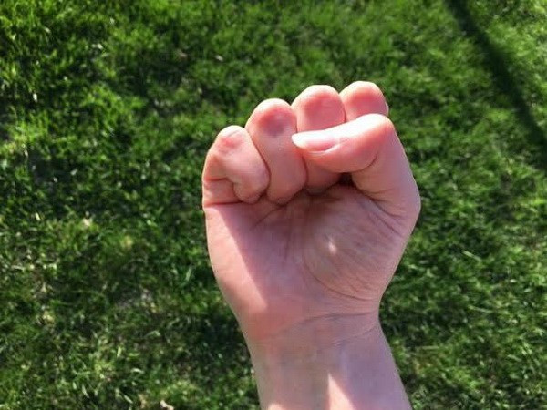 Nắm chặt tay trong 30 giây để biết tình trạng sức khoẻ của bạn