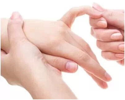 Nắm chặt tay trong 30 giây để biết tình trạng sức khoẻ của bạn