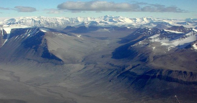 Những địa điểm trên Trái đất giống hành tinh khác