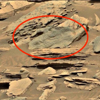 Hình bàn tay khổng lồ trên bề mặt sao Hỏa