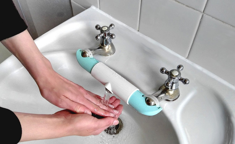 Anh Quốc là nơi duy nhất có 02 vòi nước trên cùng một bồn rửa. Lý do là...