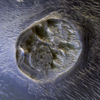 NASA công bố miệng núi lửa kỳ lạ nhất trên sao Hỏa