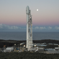 SpaceX sẽ phóng 4.425 vệ tinh lên quỹ đạo Trái Đất