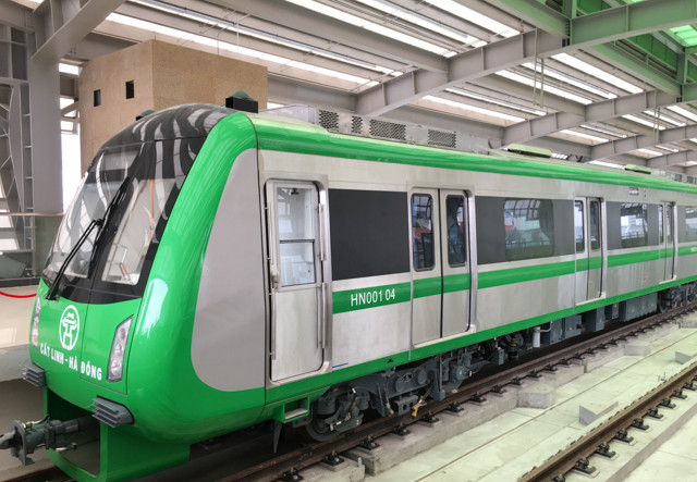 Trải nghiệm thực tế nhà ga đường sắt trên cao đầu tiên ở Việt Nam
