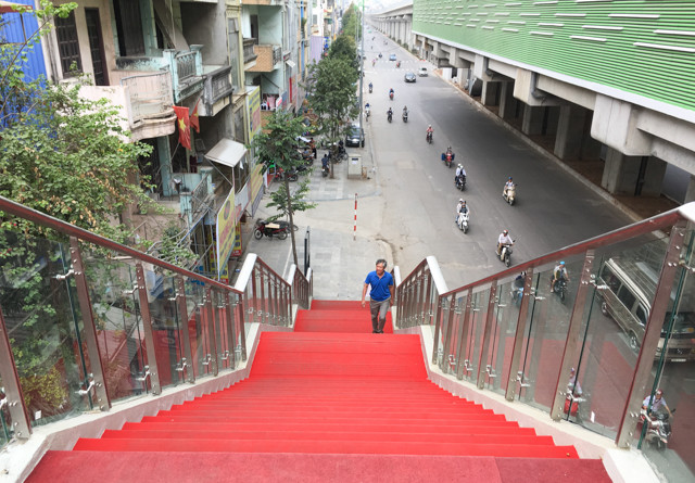 Trải nghiệm thực tế nhà ga đường sắt trên cao đầu tiên ở Việt Nam