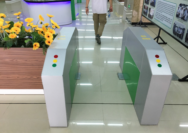 Trải nghiệm thực tế nhà ga đường sắt trên cao đầu tiên ở Việt Nam