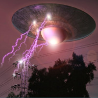 UFO phát sáng trên căn cứ quân sự bí ẩn nhất thế giới