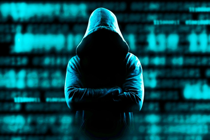 Vì sao hacker thích mặc áo trùm đầu, ngồi trong bóng tối?