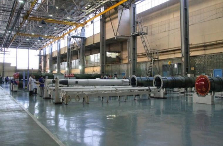 Thăm nhà máy chế tạo đạn tên lửa cho S-300 Việt Nam