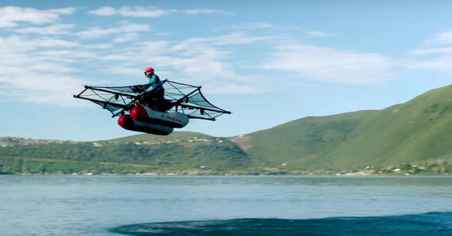Xem "xe bay" Kitty Hawk Flyer thể hiện "đẳng cấp"