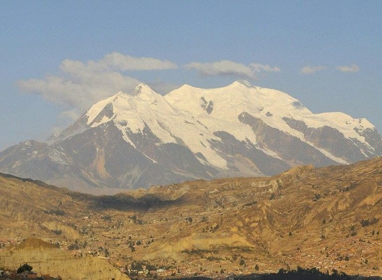 Đỉnh Illimani.