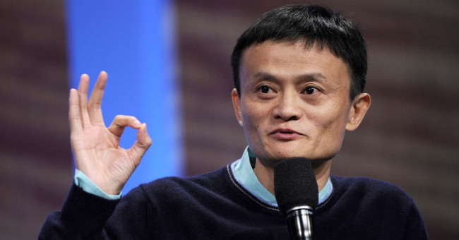 Jack Ma: Robot sẽ thua khi gây chiến với con người