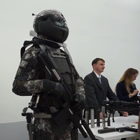 Bộ giáp công nghệ cao cho binh sĩ Nga