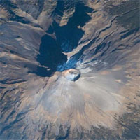 Những tấm ảnh của NASA về núi lửa trên Trái đất sẽ khiến bạn thấy mình thật nhỏ bé