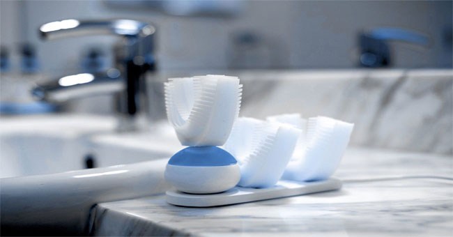 Nhờ chiếc bàn chải đặc biệt này, bạn chỉ cần 10 giây để đánh răng xong