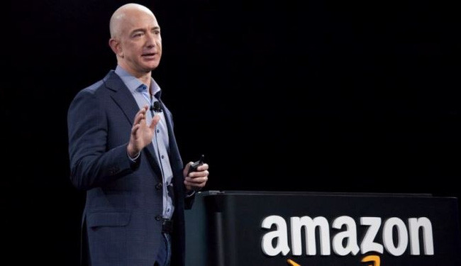 Jeff Bezos đã trở thành người giàu nhất thế giới như thế nào?