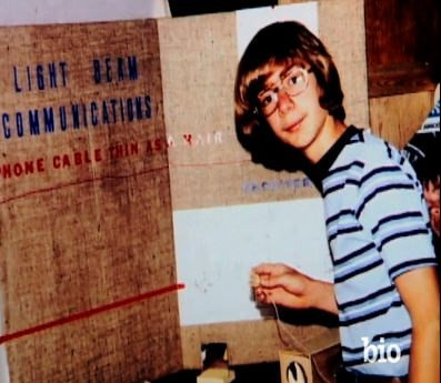 Jeff Bezos đã trở thành người giàu nhất thế giới như thế nào?