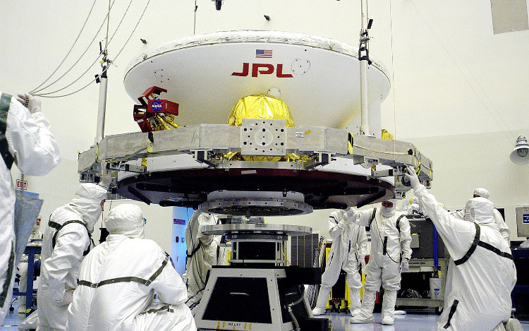 NASA chiêu mộ người chống sinh vật ngoài hành tinh