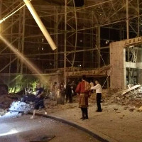Động đất 7 độ Richter gần khu du lịch Cửu Trại Câu, ít nhất 5 người chết