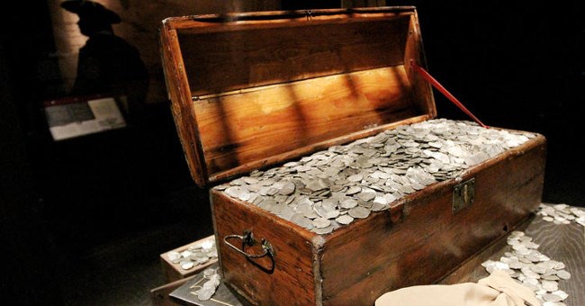 Kho báu ê hề của tên cướp biển giàu nhất thế giới