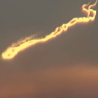 Video: Quầng lửa bí ẩn trên bầu trời ở New Zealand