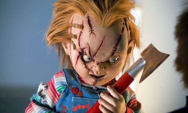 Hóa ra không phải tự nhiên mà Annabelle chọn nhập vào một con búp bê