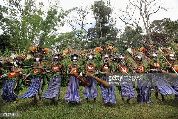 Nghi lễ vẽ xương trên cơ thể của bộ tộc Chimbu, Papua New Guinea