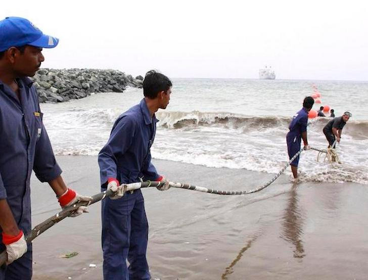 10 sự thật về cáp mạng vượt đại dương