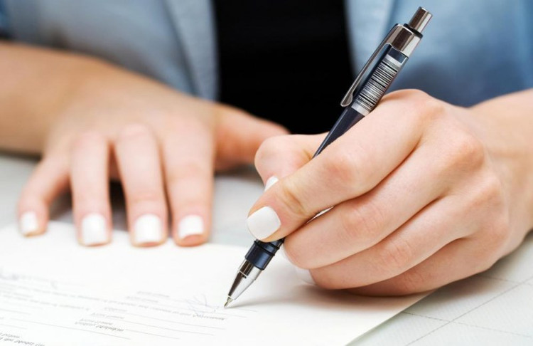 Thuận tay trái là đặc điểm mang tính bẩm sinh.