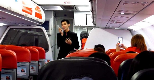 Những điều kỳ dị trên máy bay mà tiếp viên hàng không có thể kể cho bạn