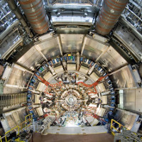 Khám phá máy gia tốc hạt “khủng” nhất thế giới