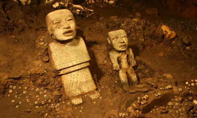 Những báu vật vô giá dưới kim tự tháp Mexico