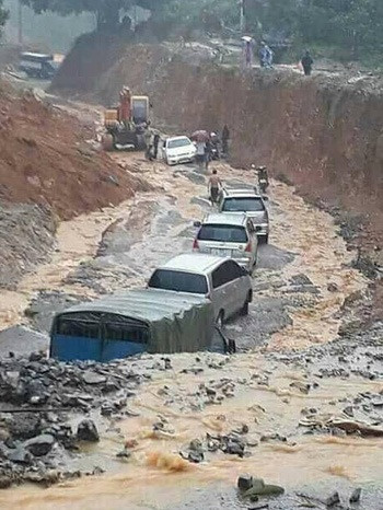 29 người thiệt mạng trong mưa lũ dồn dập