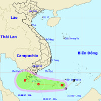 Áp thấp nhiệt đới trên biển Đông gây mưa ở Trung Bộ và Nam Bộ