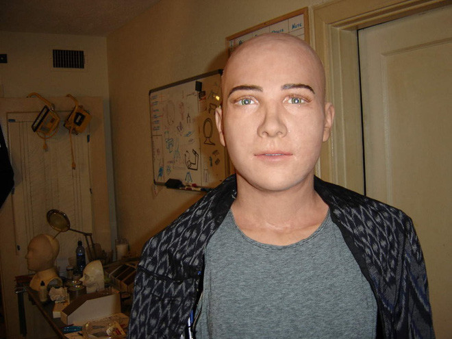 Trước khi được cấp quyền công dân, Sophia đã có hẳn 7 “robot anh chị em”