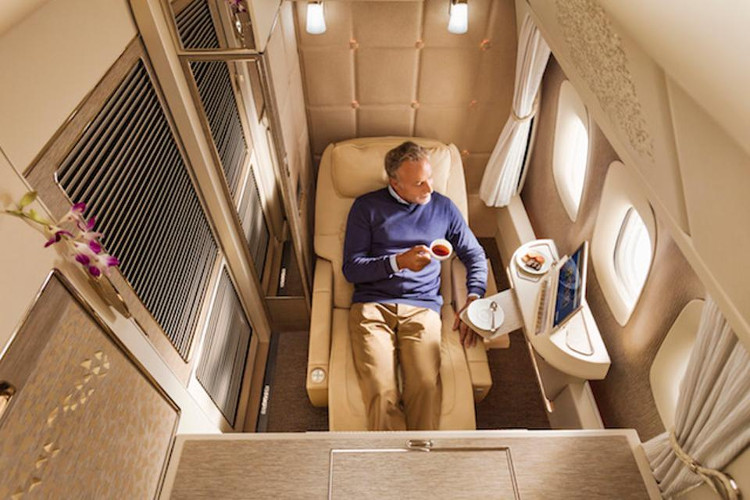 Emirates ra mắt khoang hạng nhất mới siêu sang trên Boeing 777-300ER