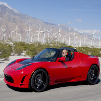 Trong tương lai, xe Tesla Roadster của Elon Musk còn có thể bay được