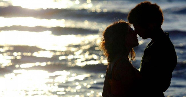 Cuối cùng chúng ta cũng biết vì sao con người ta lại yêu nhau