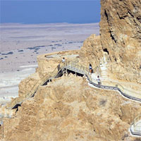 Pháo đài cổ "bất khả xâm phạm" được xây dựng gần Biển Chết