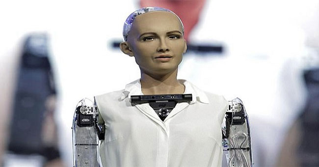 Robot công dân Sophia tuyên bố muốn lập gia đình và có con