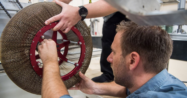 Lốp vĩnh cửu của NASA: đi được trên mọi địa hình, chịu được độ lạnh -200 độ C